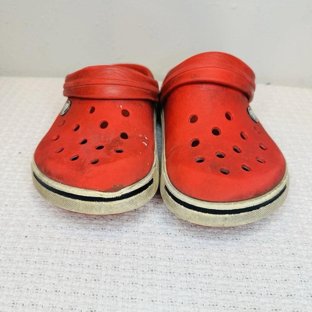 Kids Red Crocs Classic Clogs Comfortable Slip On Shoes‎ Youth Size 2 Retro
